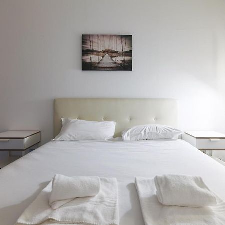 Cadorna Apartments Milaan Buitenkant foto